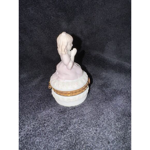 First Holy Communion Praying Girl Ceramic Matte Hinged Trinket Box ? Roman - Picture 10 of 10